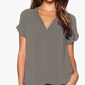 Lilbetter Chiffon V Neck Blouse in Grey (XL)